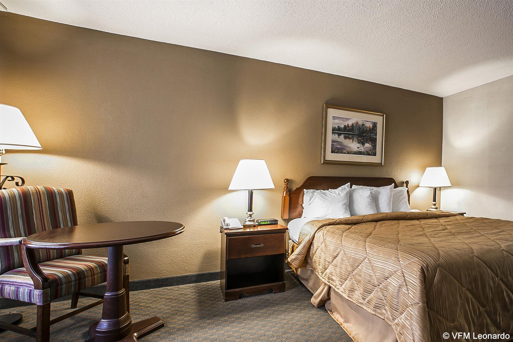 Quality Inn & Suites Santee Buitenkant foto