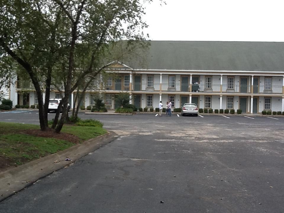 Quality Inn & Suites Santee Buitenkant foto