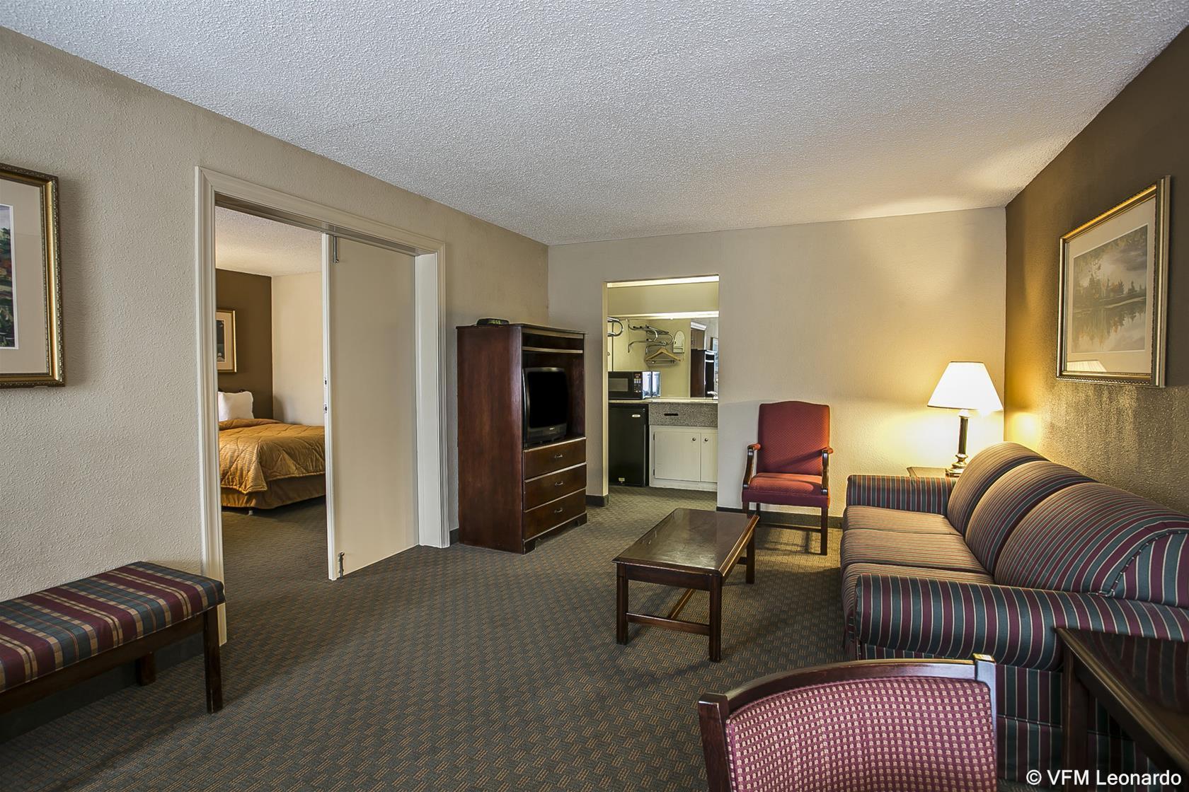 Quality Inn & Suites Santee Buitenkant foto