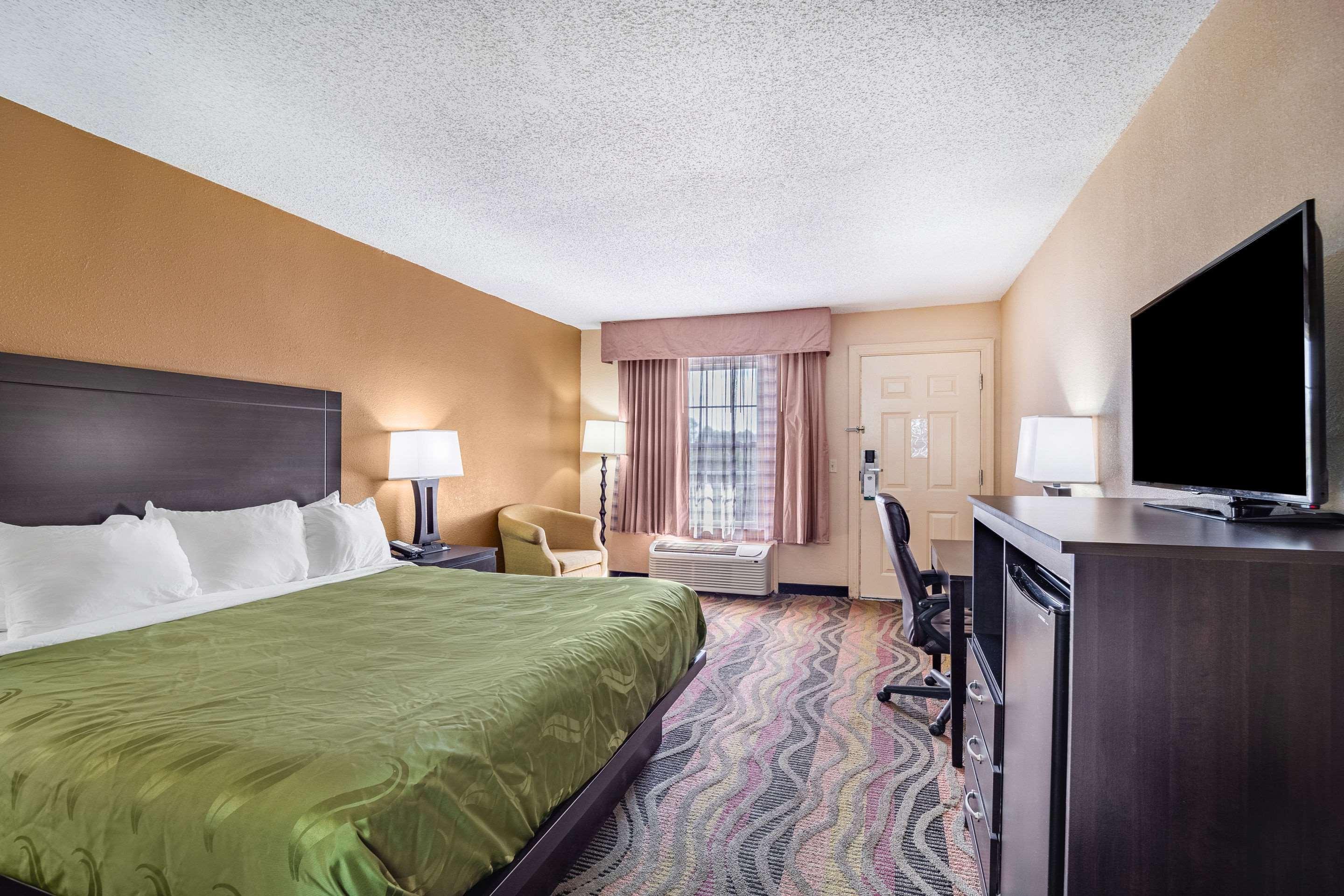 Quality Inn & Suites Santee Buitenkant foto