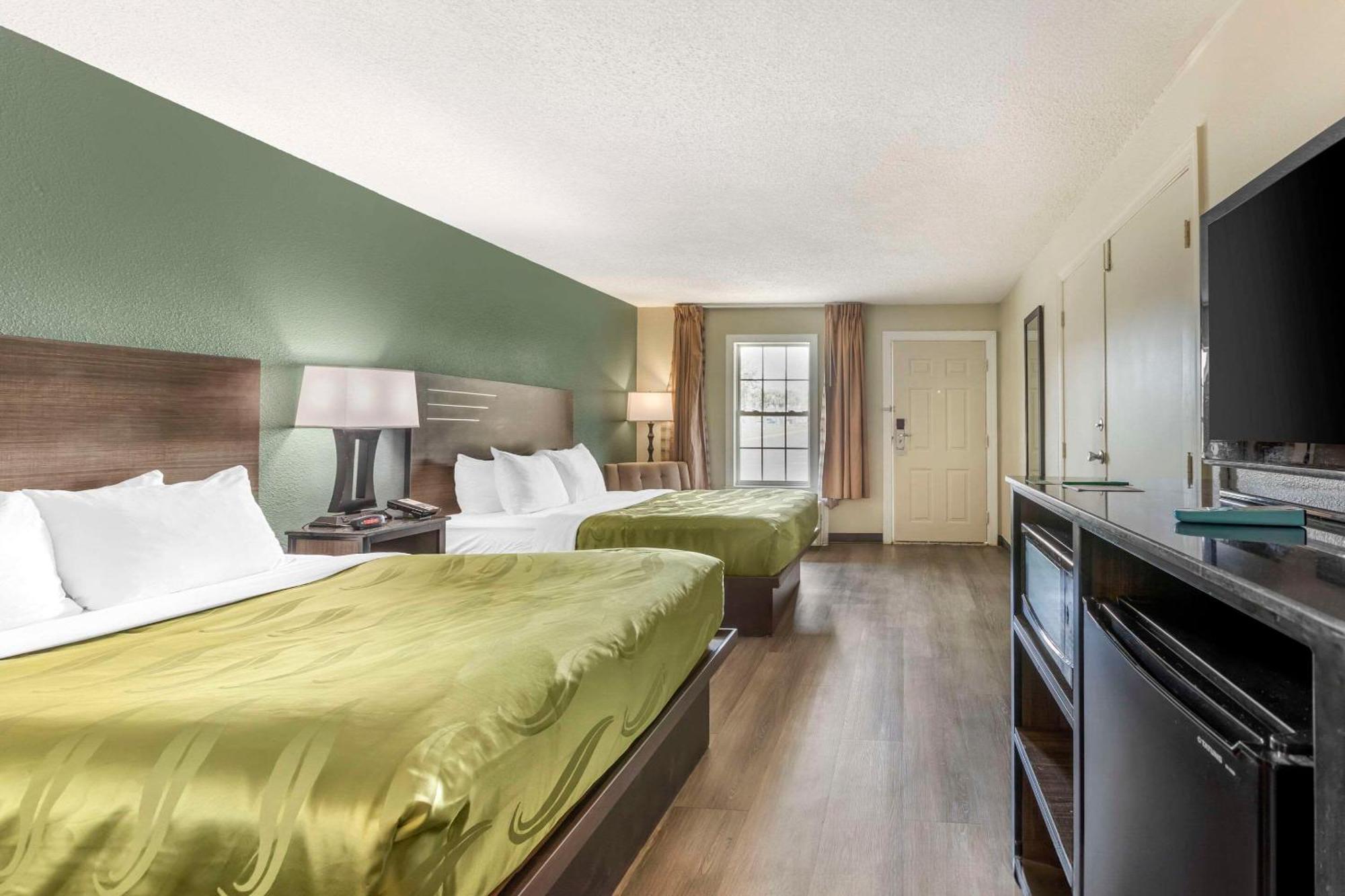 Quality Inn & Suites Santee Buitenkant foto