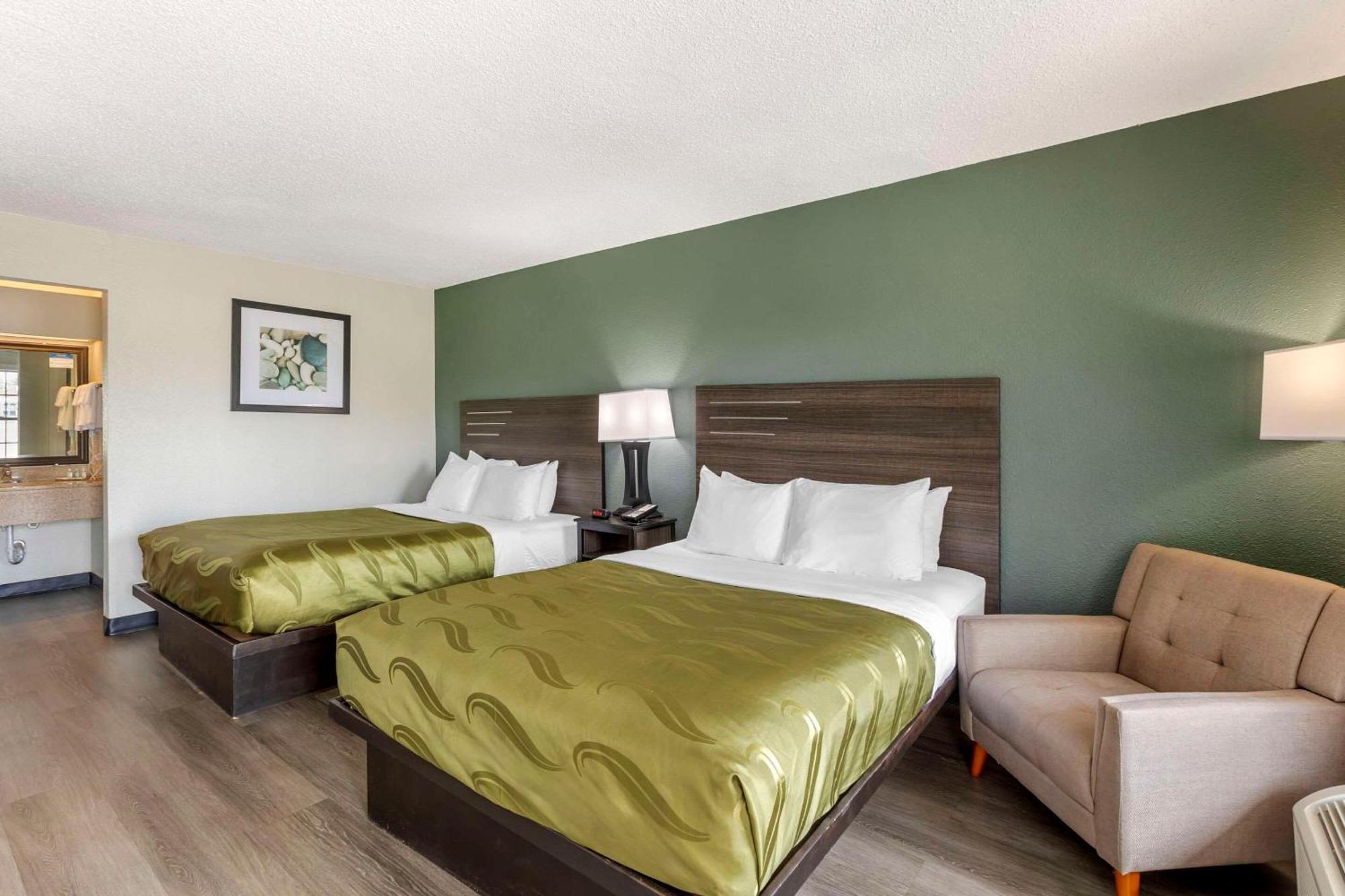 Quality Inn & Suites Santee Buitenkant foto